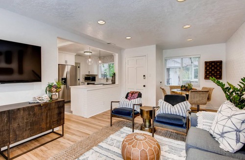Lower Avenues Apartment | Completely Upgraded Suite near Convention Center and Downtown Salt Lake City
