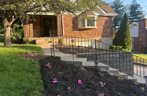 Cold Spring House | Convenient quiet 2/1 hot tub home near NKU