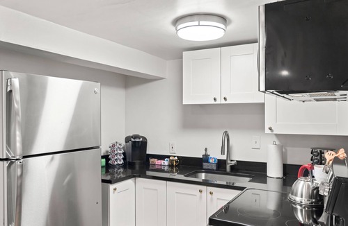 Downtown Salt Lake City Apartment | Cozy 1 Bed, 1 Bath - Near Downtown and U of U.