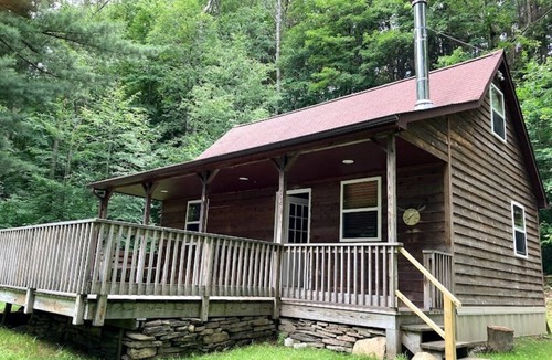 Great Valley Cabin | Cozy Cabin in the woods 2 br + 1 loft br, 1 bath. Large deck, beautiful views