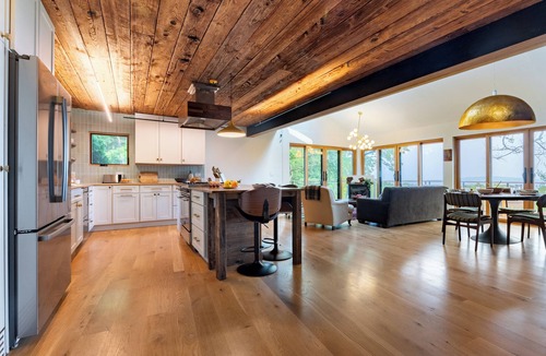 Glenford House | Deck, Hot Tub & Stunning Catskills Views | Suncliff Vista by AvantStay