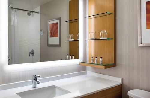 Utica Hotel | Delta Hotels by Marriott Utica