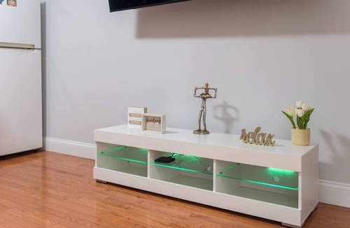 Theatre District Apartment | Downtown Studio Central Location Famous Nightlife Chinatown