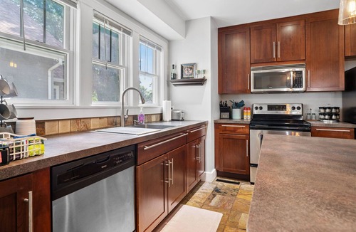 Robbinsdale House | Fully Loaded Entire Home, Fast Wi-Fi, Pet Friendly, and Fenced Backyard