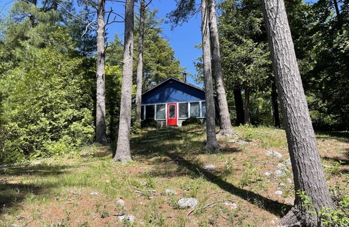 Lyndhurst Cottage | Hedgehog Island Cottage Rental - The Cookhouse.