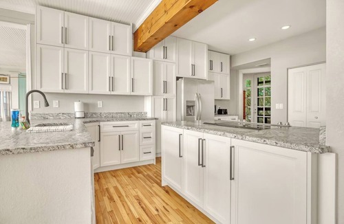Tropic House | Historic Riverfront Estate | 11bed/10bath Dock Sleeps 32 | The Ballard House