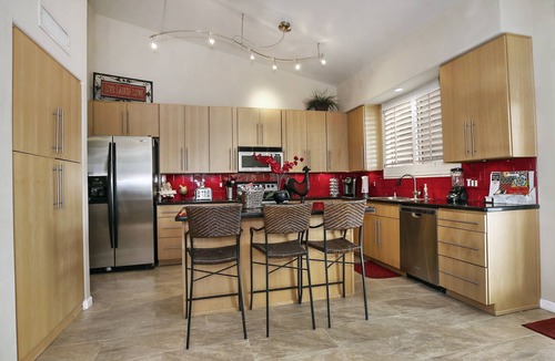 Arrowhead Lakes House | Lakefront Luxury Home with a Heated Pool, close to Peoria Sports Complex