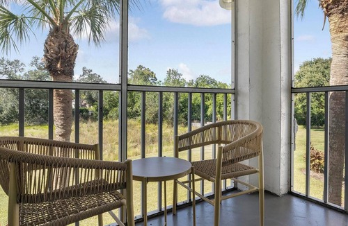 Fruitville Apartment | Landing | Amazing 1BD, Gym, Clubhouse