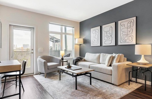 People's Freeway Apartment | Landing | Chic 1BD, Courtyard, Pool