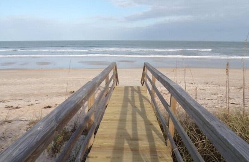 Vilano Beach Cottage | Las Olas!