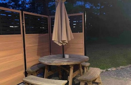 Livonia Center Cabin | Little Lodge in Hemlock