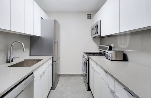East Harlem Apartment | Lovely 2-bedroom apartment in New York perfect for your stay