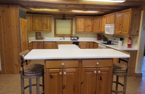 Burlington Flats Cabin | Luxurious 4-bedroom cabin that sleeps 13 close to Cooperstown NY with AC