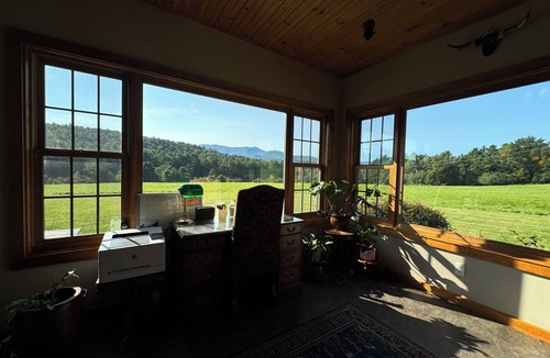 North Pole House | Luxury Adirondack Escape/120 PRIVATE Acres, MINUTES to Whiteface, Pet Friendly