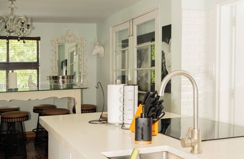 Allapattah Villa | Miami Riverfront Villa: Pool, Hot Tub, Garden, Barbecue,High Ceiling Living Room