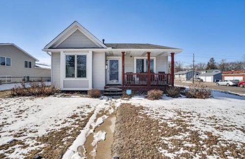 Minneapolis House | Minneapolis Family Home < 6 Mi to Boom Island Park