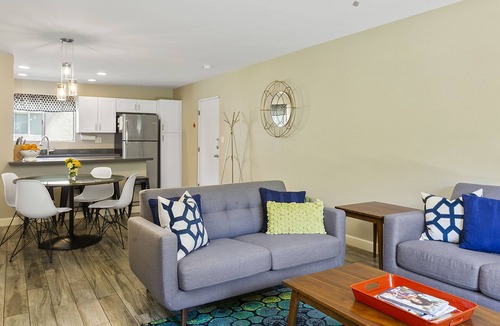 South Scottsdale Condo | Modern and Peaceful Single Level Condo in Old Town w/Heated Pool!