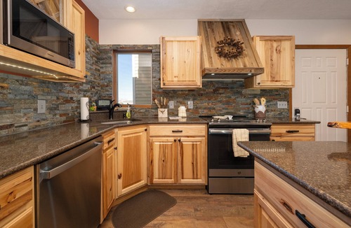 Silvercreek Condo | Mountainside Unit B-20 Ski-in/Ski-out 2 bedroom condo, mt views and more!