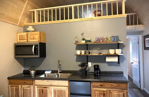 Questa Woods Cabin | Mt. Alice Cozy cabin #2 of #3 built new in 2023.