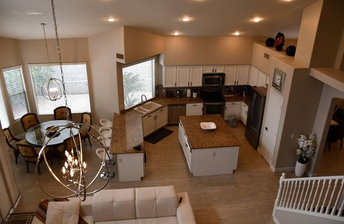 Deer Valley House | Near Scottsdale Area, Minutes From High end Shopping Malls and Restaurants