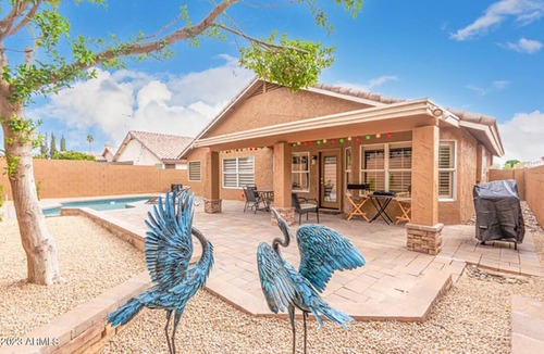 Arrowhead Shores House | New Remodel minutes from Lake, Sports and Arrowhead Ranch