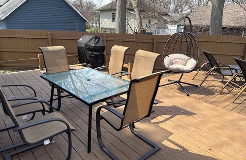 North Tonawanda House | Niagara Retreat btwn Niagara Falls and Buffalo, 3 bed/2bath, patio, arcade games