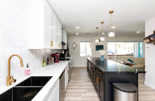 Deer Valley House | Peoria Paradise -Spacious 4 bed w/Heated Pool, Putting Green, AMAZING backyard!