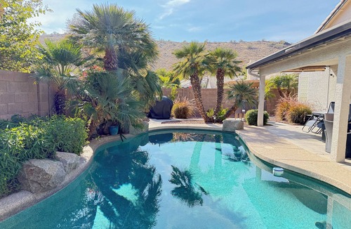 Pinnacle Hill House | Pinnacle Hill Oasis Vacation Rental Glendale AZ, Our Vacation Rentals are not just a vacation home, .