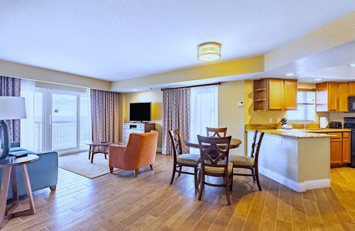 Pompano Beach Condo | Pompano Beach | Couples Ocean Coast Retreat | Pool + Beach