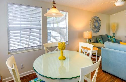 Hutchinson Island South House | Pool Access, Walk to Beach! Cozy Jensen Beach Home