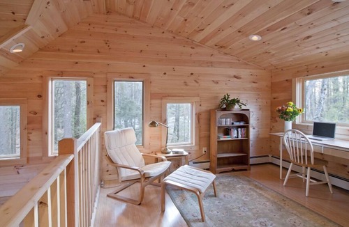 Bearsville Cabin | Pristine Woodstock Mountaintop Log Cabin — Only 4 Minutes to Town!