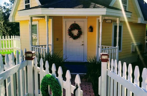 Weirsdale House | Private Estate Near The Villages & Ocala Area Springs Pool Hot Tub Sleeps 20