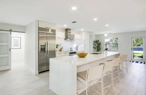 Tequesta House | Private Heated Pool & Spa |Designer |By the Beach