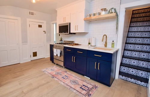 Berkeley Cottage | Private Remodeled Berkeley/Tennyson Guest House with a 93 Walk Score