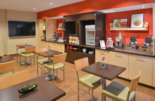 Doral Apartment | Queen Studio Near Clover Systems LLC MIA