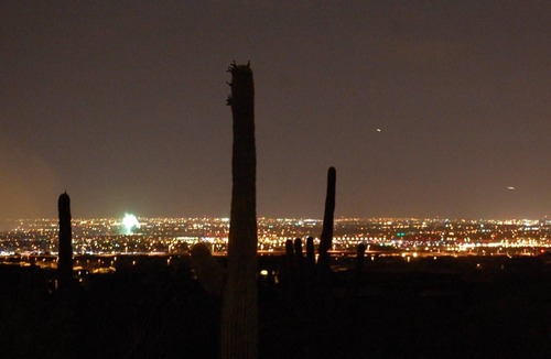 Las Sendas House | Quiet Desert Retreat ~ 2+ acre ~ City lights/Mtn Views ~ heated pool ~ remodeled
