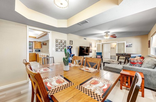 Raskin Estates House | Quiet Scottsdale retreat with enclosed yard, pool, patio, grill, game room & W/D