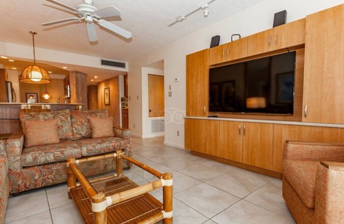 Historic Seaport Resort | RARE 3BR Galleon Suite Marina+Beach+Sauna+Pools+Gym+BBQ in Old Town Key West!!