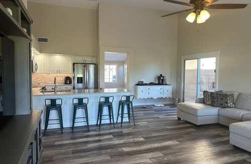 Alta Mesa House | Remodeled 3 bedroom house in Mesa w/heated pool and golf course views