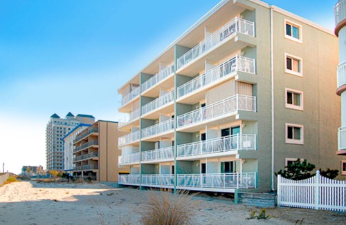 Midtown Ocean City Condo | Remodeled, oceanfront condo with balcony, sunrise views, WiFi & W/D