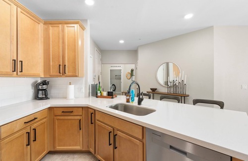 Ocotillo Condo | Resort-Style Chandler Condo : Walk to Dining & Coffee, Resort Pool, Spa, & Gym!