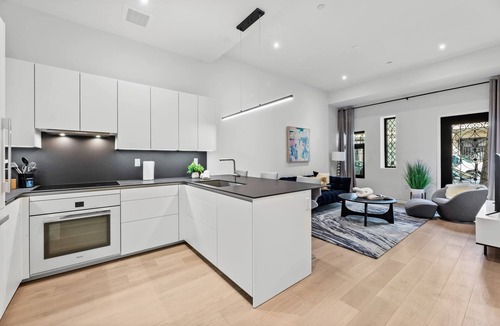 Bloomingdale Apartment | Rove Travel | Riverbank I | UWS Townhome