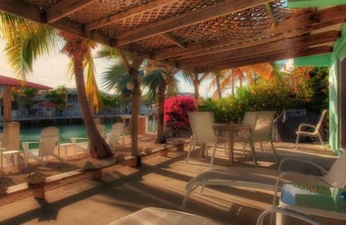 Key Colony Beach House | Save 10% on Last-Minute Bookings, on the water, Cabana Club & Key Colony Beach
