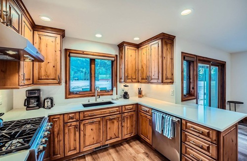 Eagle-Vail House | Scenic Luxury Home Best Location Ski Vail Beaver Creek. Hot Tub Golf AC