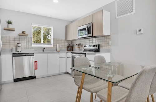 Downtown Fort Lauderdale House | Sistrunk Shades Villas #2 Brand New Townhome in Downtown Fort Lauderdale Florida