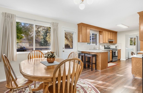 Sandy House | Ski Resort Comfy Vacation Home Minutes from Top Ski Resorts in Utah