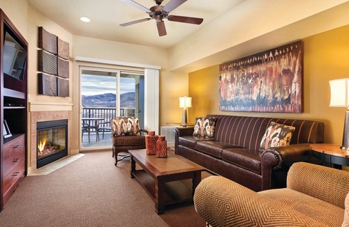 Grand Elk Ranch Resort | Skiing, snowmobiling, ice fishing, dog sledding, and much more!