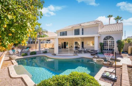 Upland Hills Apartment | Sleeps Large Groups Heated PoolSpaGame Room