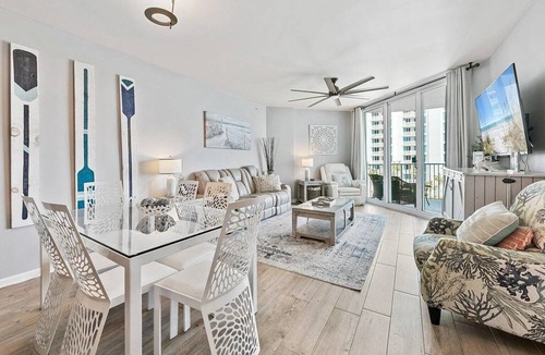 Indian Bayou Apartment | Spacious 3-bedroom apartment in gorgeous Destin with AC