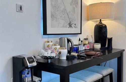 East Harlem Apartment | Spacious 3BR Stay in Manhattan, perfect for family & groups